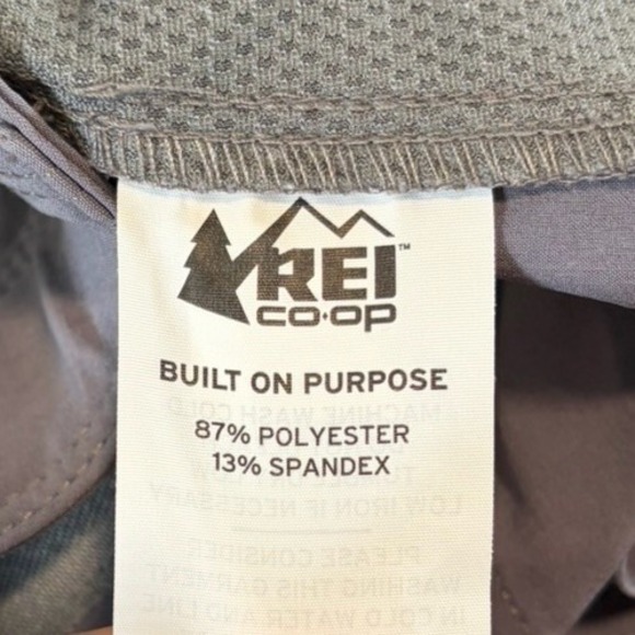 REI CO-OP Kornati Roll-Up Pant Sz 16 Gray Stretch Hiking Camping Gorpcore EUC! - Picture 3 of 9